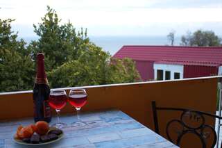 Гостевой дом Радмир Алупка-0