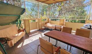 Гостевой дом Радмир Алупка 4-местный 2-комнатный номер комфорт семейный-7