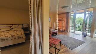 Гостевой дом Радмир Алупка 2-комнатный номер люкс-3