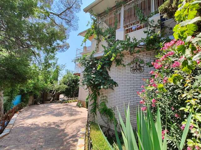 Гостевой дом Радмир Алупка-117