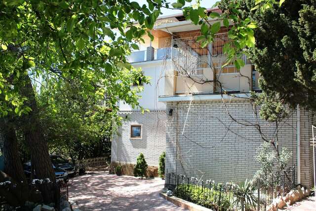 Гостевой дом Радмир Алупка-124